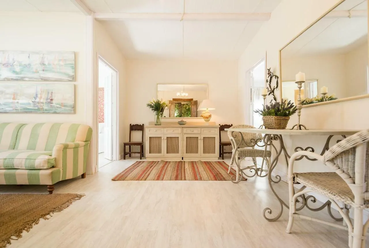 Villa La Casita by Teresa Marbella España